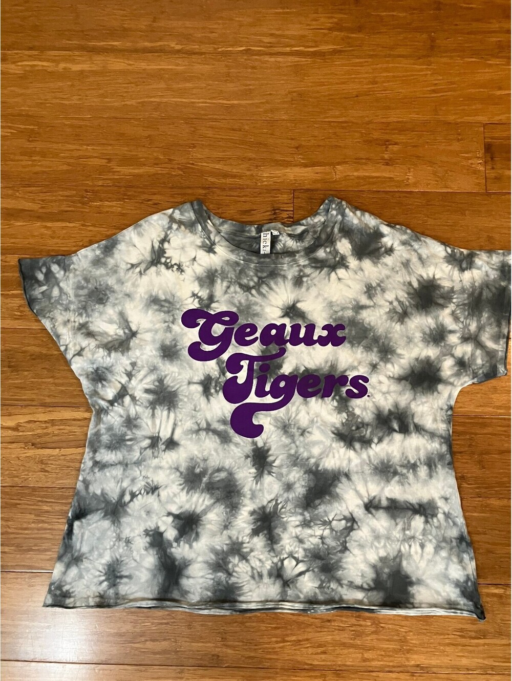 Chicka-D LSU Geaux Tigers Womens L Grey Tie Dye Crop Tee Retro Script Print